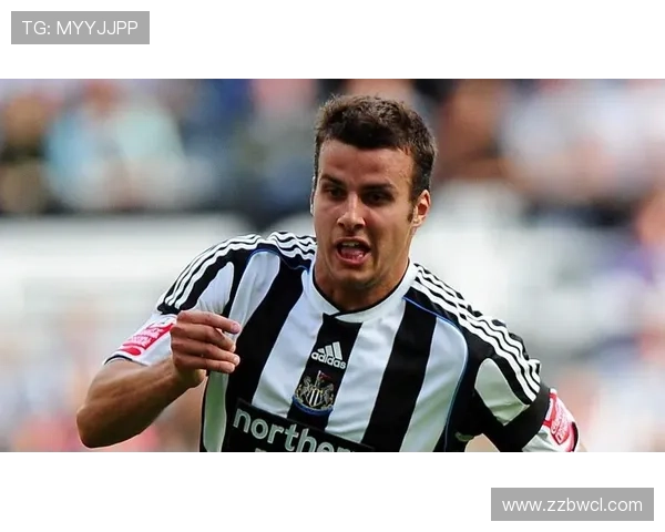 足球球星穿0号球衣的传奇人物与背后鲜为人知的故事揭秘